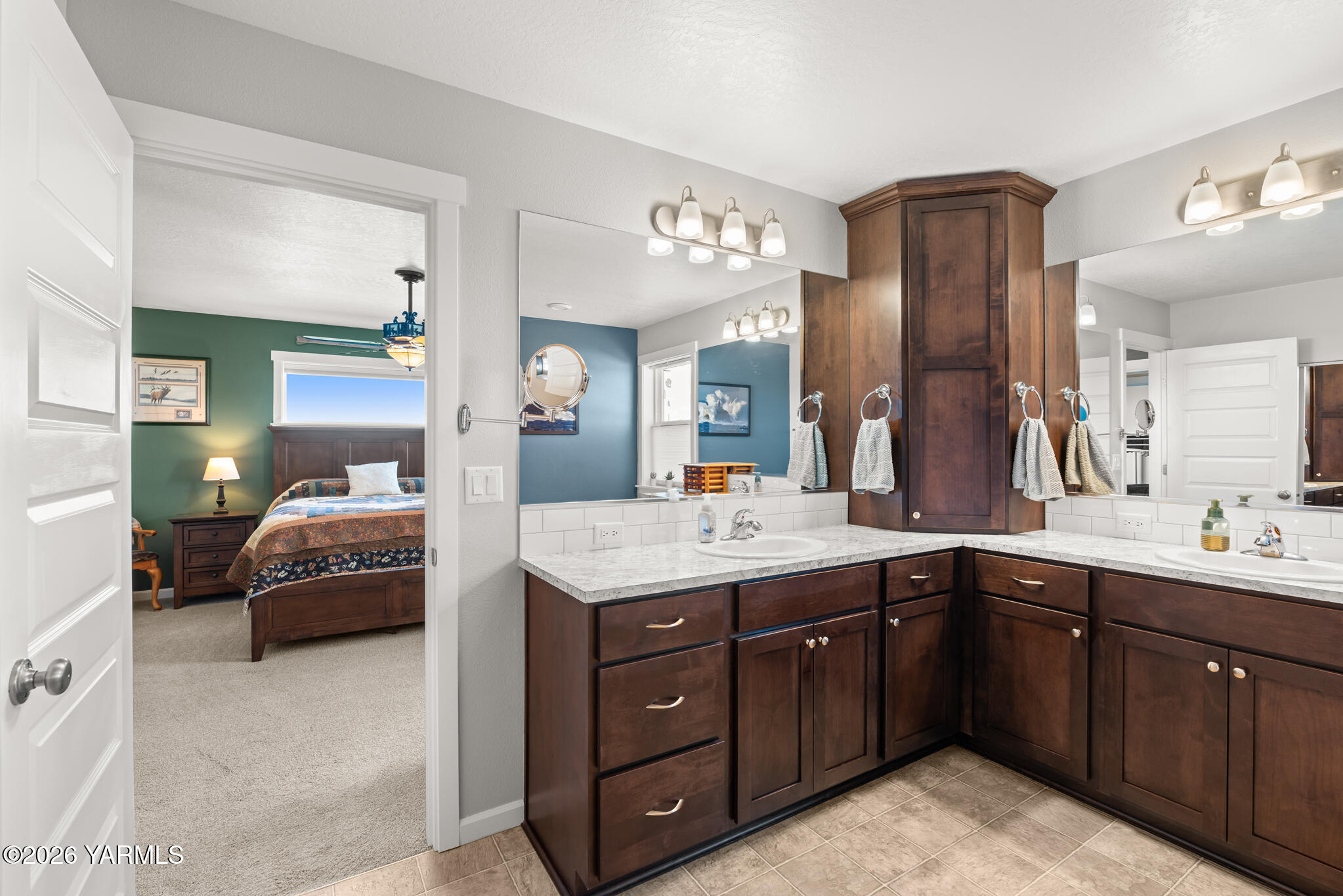 313 Ruby Avenue Grandview, WA 98930 - Photo 28 of 50 DSM00255