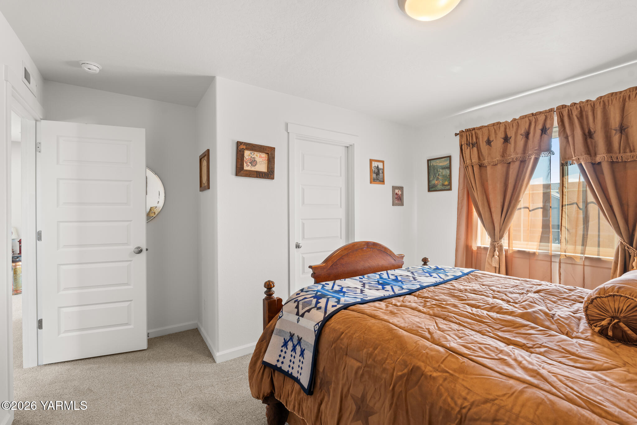 313 Ruby Avenue Grandview, WA 98930 - Photo 35 of 50 DSM00276