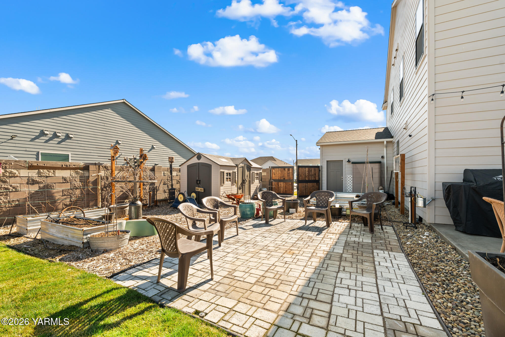 313 Ruby Avenue Grandview, WA 98930 - Photo 44 of 50 DSM00168