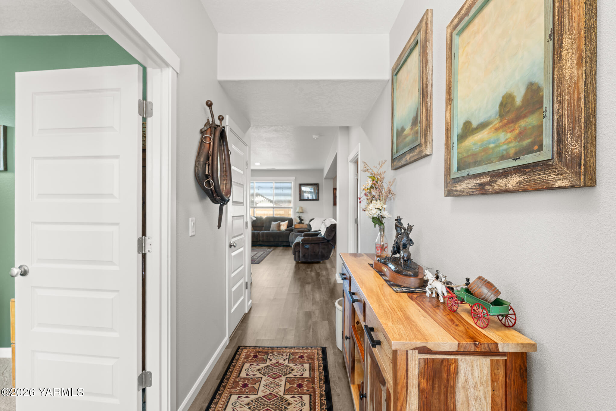 313 Ruby Avenue Grandview, WA 98930 - Photo 6 of 50 DSM00177