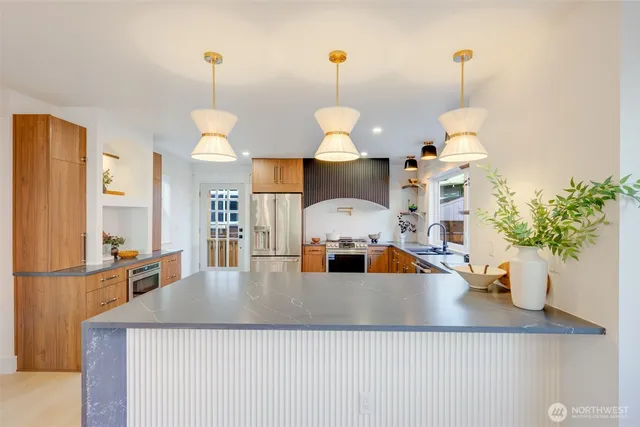 $1,575,000 | 4203 5th Avenue Northwest, Seattle, WA 98107