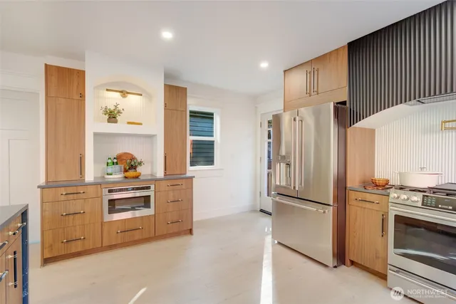 $1,575,000 | 4203 5th Avenue Northwest, Seattle, WA 98107