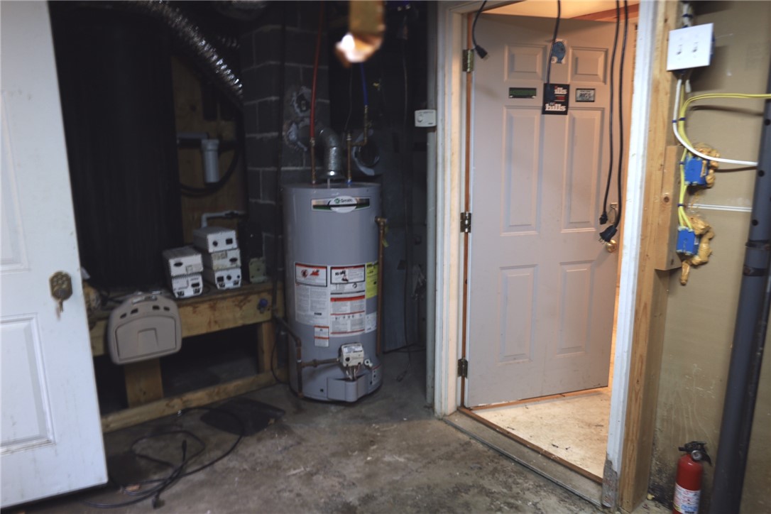 37 Norfolk Road Warwick, RI 02886 - Photo 13 of 15