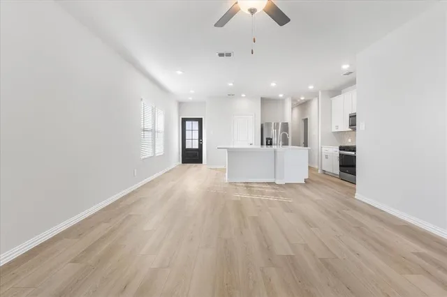 $1,995 | 5713 Chasewood Drive, McKinney, TX 75071