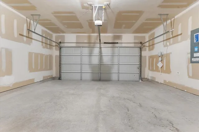 $1,995 | 5713 Chasewood Drive, McKinney, TX 75071