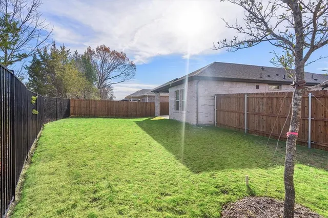 $1,995 | 5713 Chasewood Drive, McKinney, TX 75071