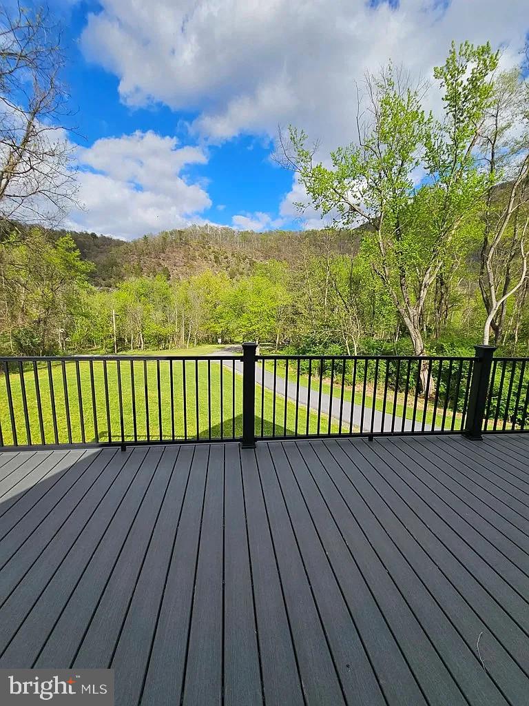 12076 Point Road Huntingdon, PA 16652 - Photo 4 of 21