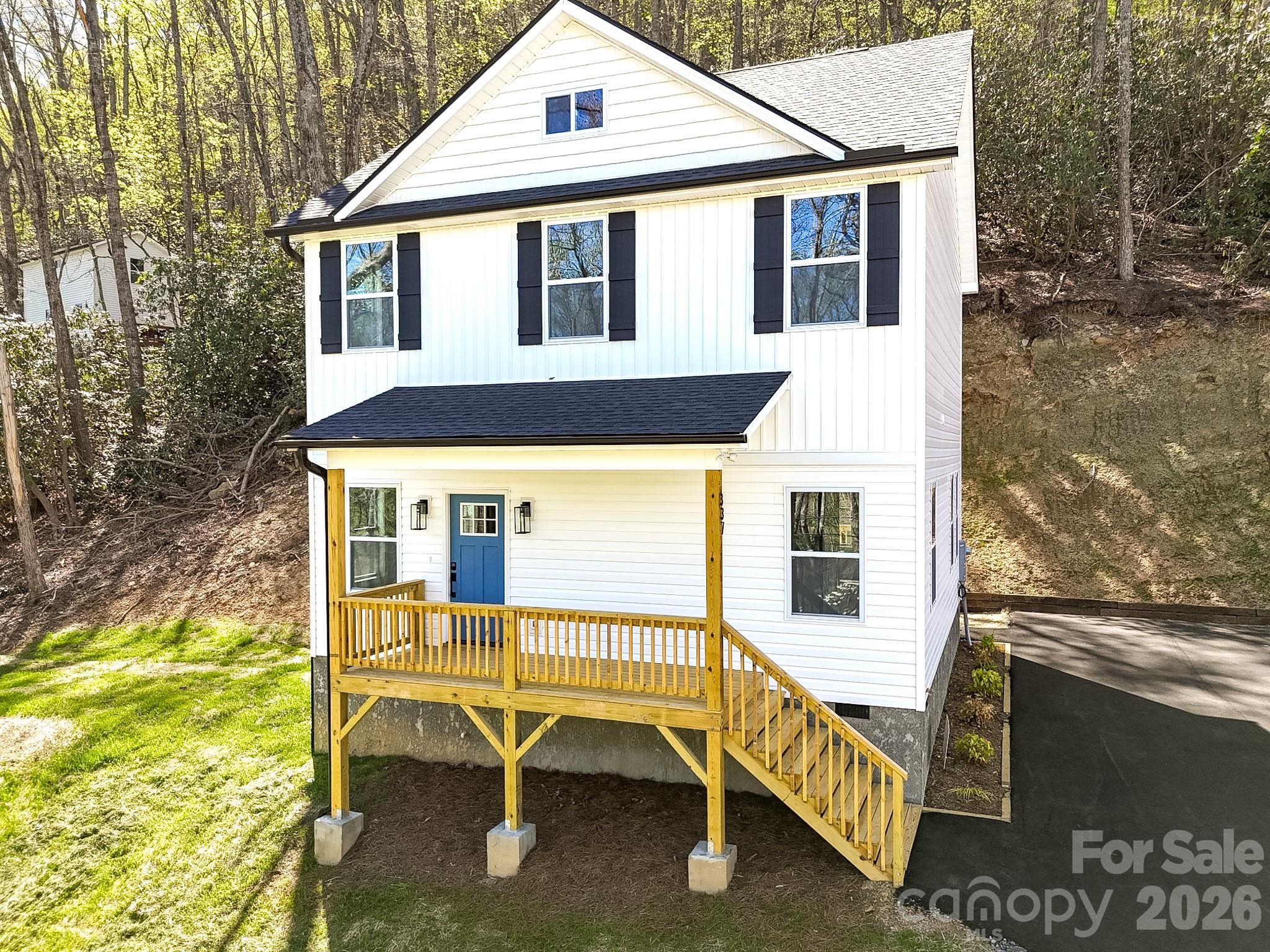 337 Garren Creek Road Fairview, NC 28730 - Photo 2 of 48