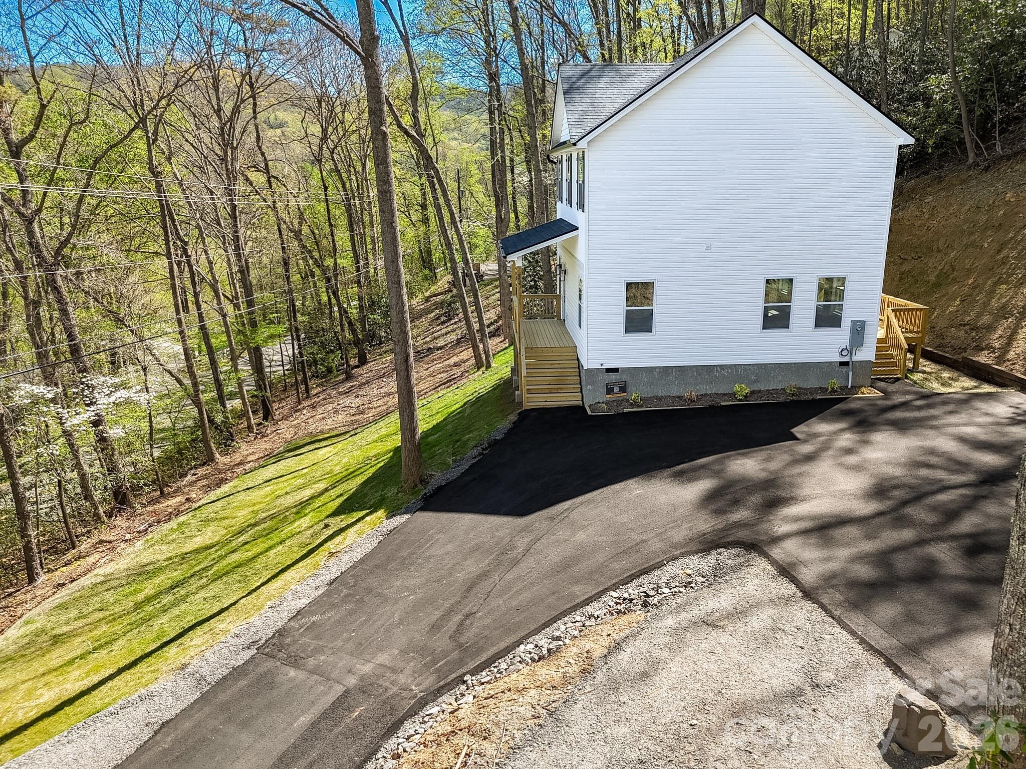 337 Garren Creek Road Fairview, NC 28730 - Photo 4 of 48