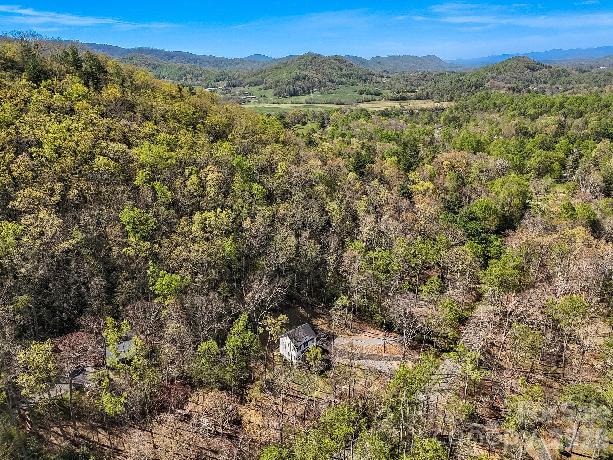 337 Garren Creek Road Fairview, NC 28730 - Photo 6 of 48