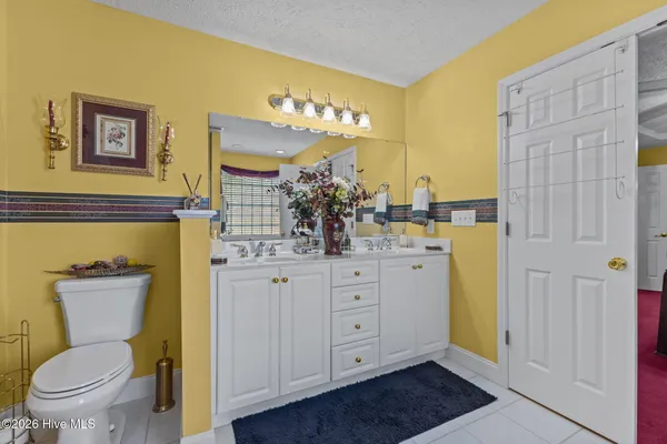 $385,000 | 129 Hidden Pond Drive, New Bern, NC 28562