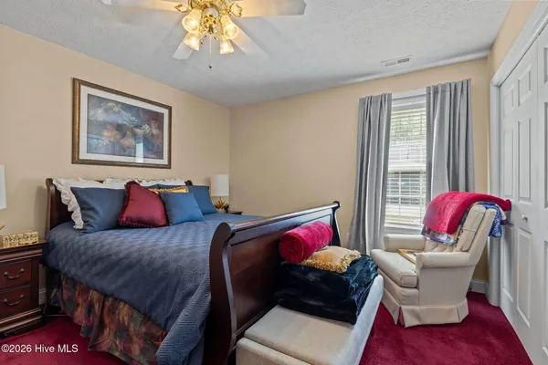 $385,000 | 129 Hidden Pond Drive, New Bern, NC 28562