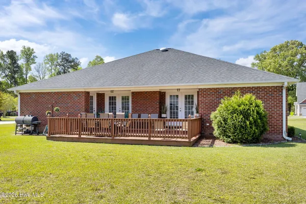 $385,000 | 129 Hidden Pond Drive, New Bern, NC 28562