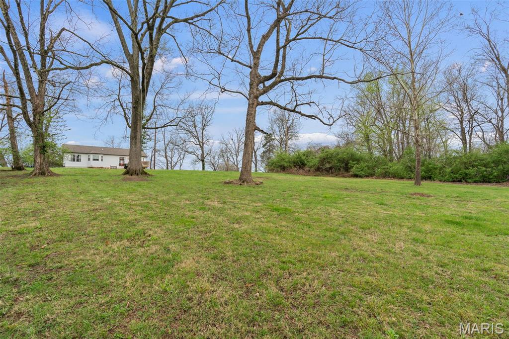 2609 Nike Base Road Catawissa, MO 63015 - Photo 27 of 36