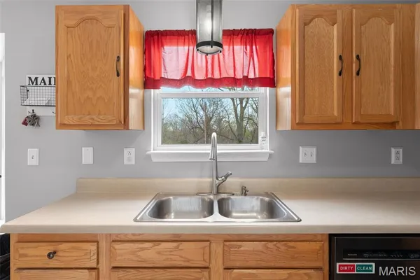 $312,000 | 2609 Nike Base Road, Catawissa, MO 63015