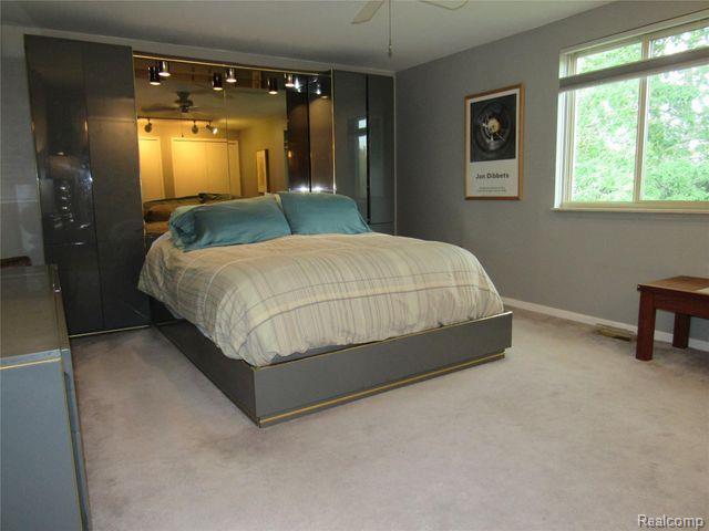 3056 Rolling Green Circle South Rochester Hills, MI 48309 - Photo 22 of 28