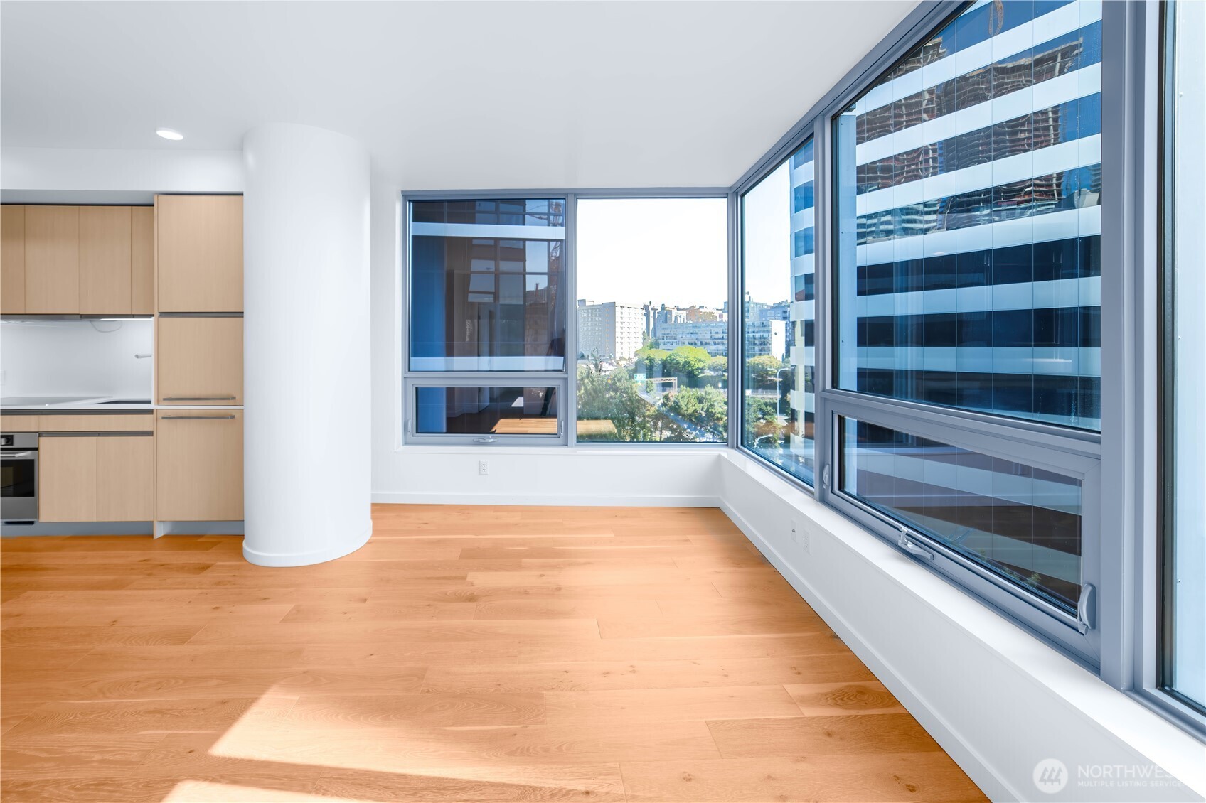 1808 Minor Avenue, Unit 912 Seattle, WA 98101 - Photo 7 of 39