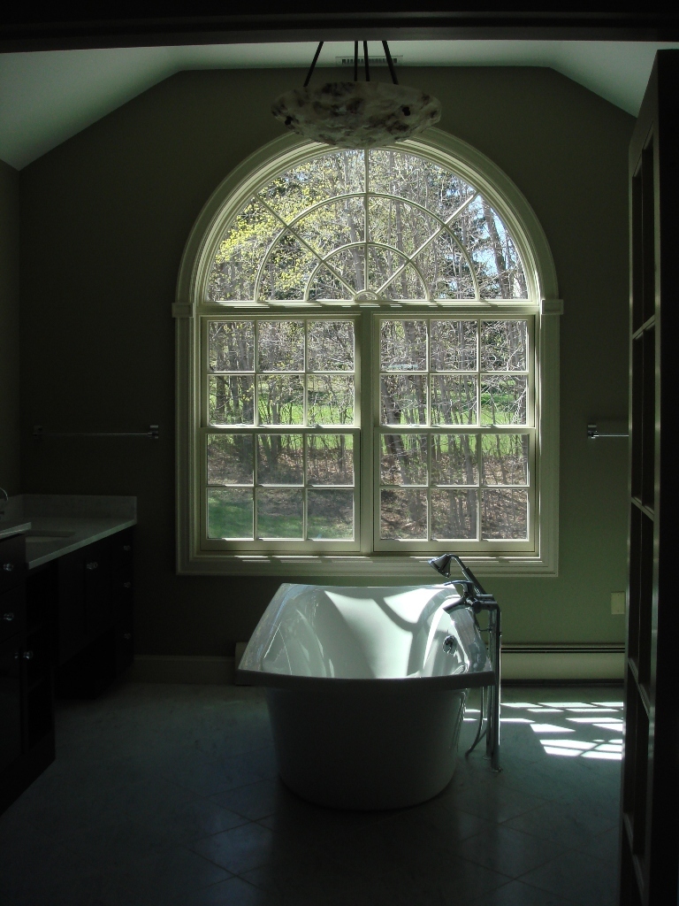 67 Ide Road Williamstown, MA 01267 - Photo 4 of 24 Master bath tub