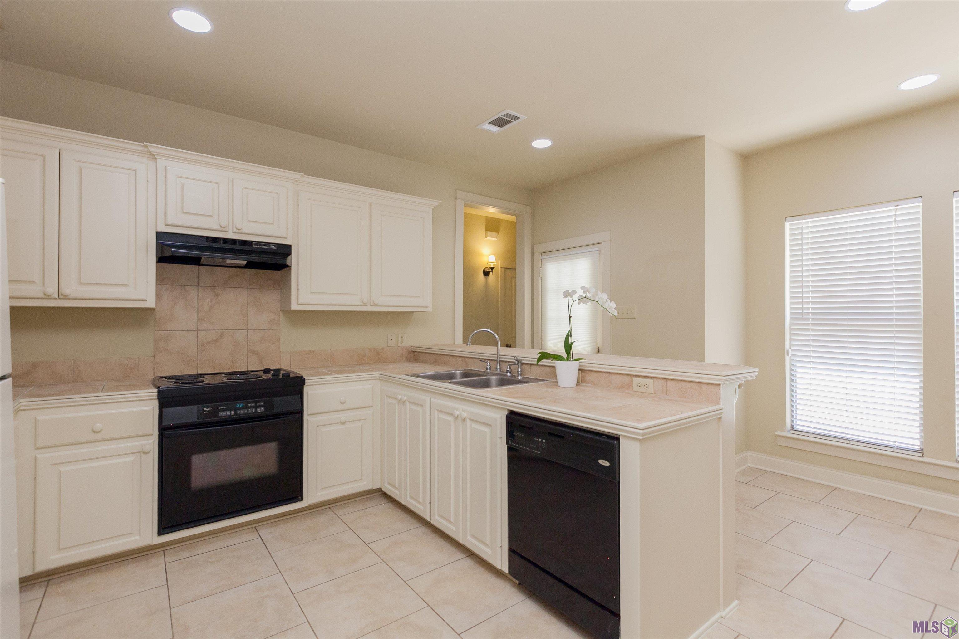 9319 Boone Avenue Baton Rouge, LA 70810 - Photo 9 of 18