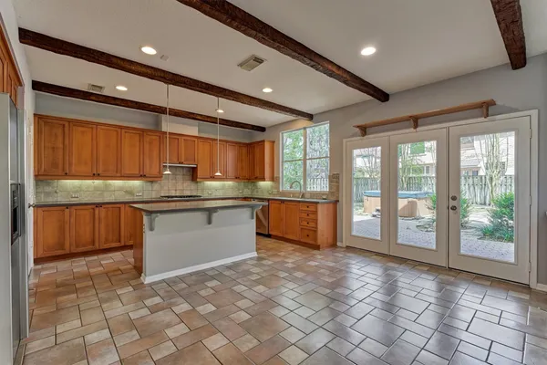 $595,000 | 30 Fortuneberry Place, The Woodlands, TX 77382