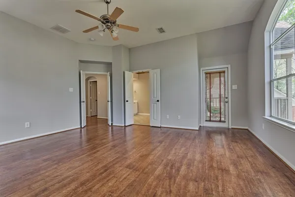 $595,000 | 30 Fortuneberry Place, The Woodlands, TX 77382