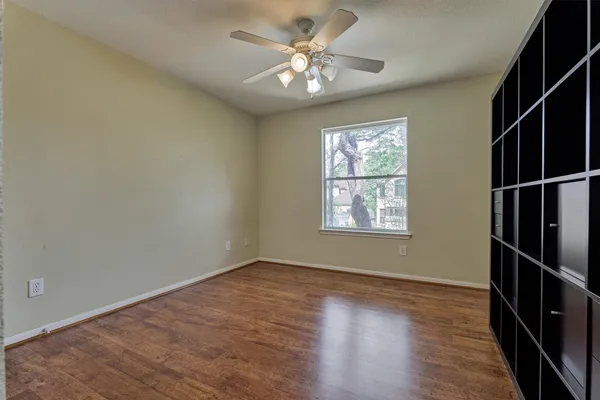 $595,000 | 30 Fortuneberry Place, The Woodlands, TX 77382