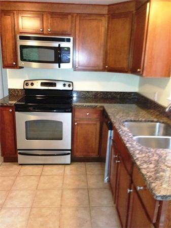81 Anawan Street Rehoboth, MA 02769 - Photo 6 of 13 Gallery Image 6