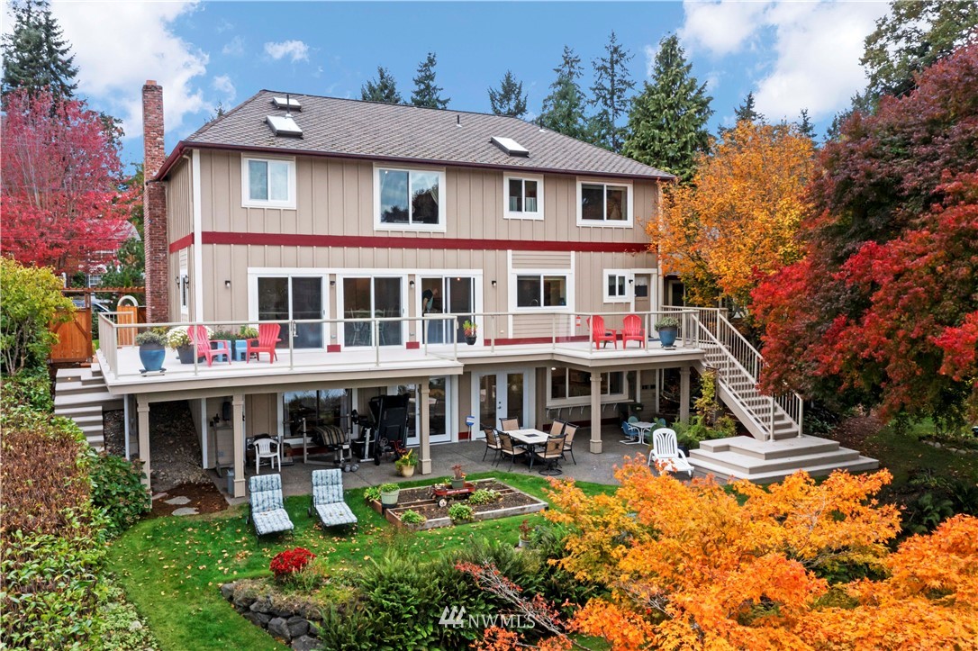 8815 Lake Steilacoom Point Road Southwest Lakewood, WA 98498 - Photo 33 of 37 Gallery Image 33