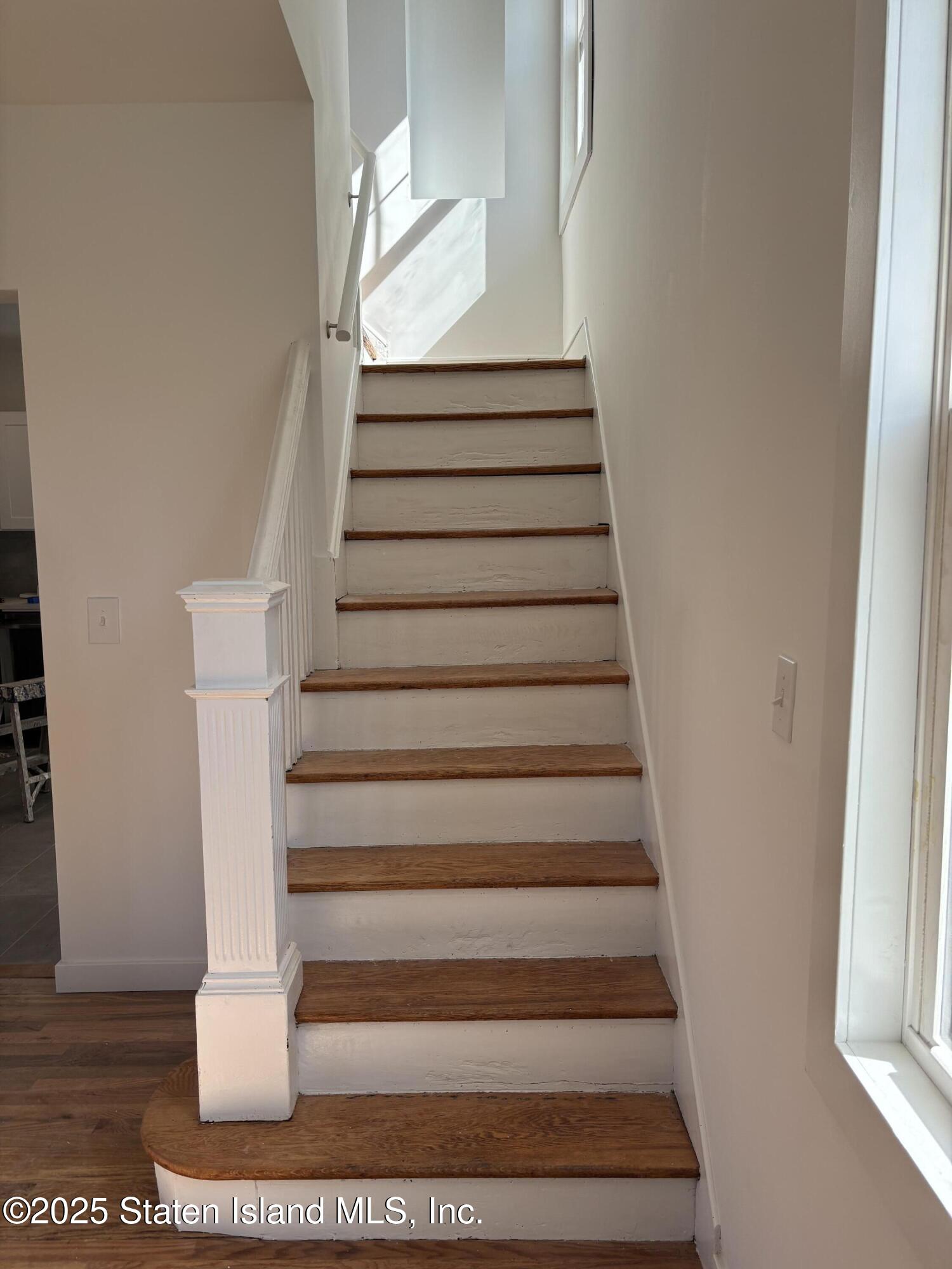 677 Bement Avenue Staten Island, NY 10310 - Photo 14 of 37 IMG_7004