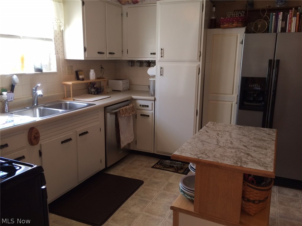 5803 3rd Avenue Vienna, WV 26105 - Photo 4 of 11