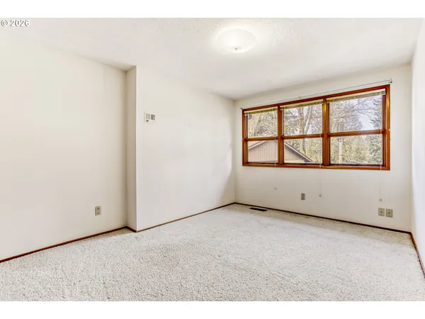 $399,900 | 16659 Southeast Powell Boulevard, Portland, OR 97236