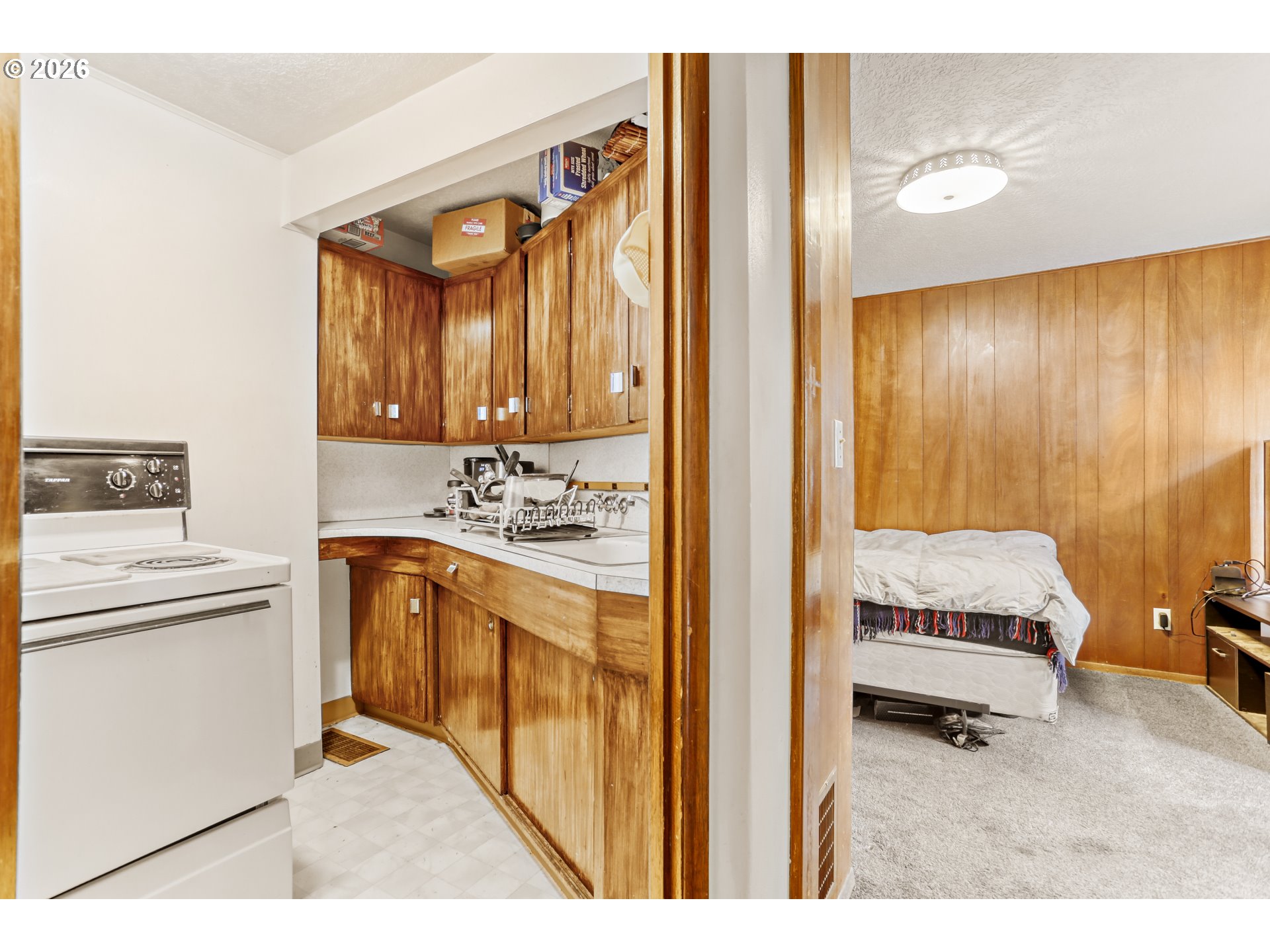16659 Southeast Powell Boulevard Portland, OR 97236 - Photo 22 of 27 Laundry