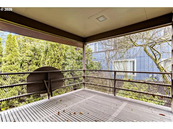 $399,900 | 16659 Southeast Powell Boulevard, Portland, OR 97236