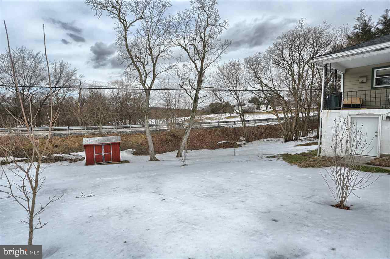 6 Roseglen Road Duncannon, PA 17020 - Photo 4 of 17 Gallery Image 4