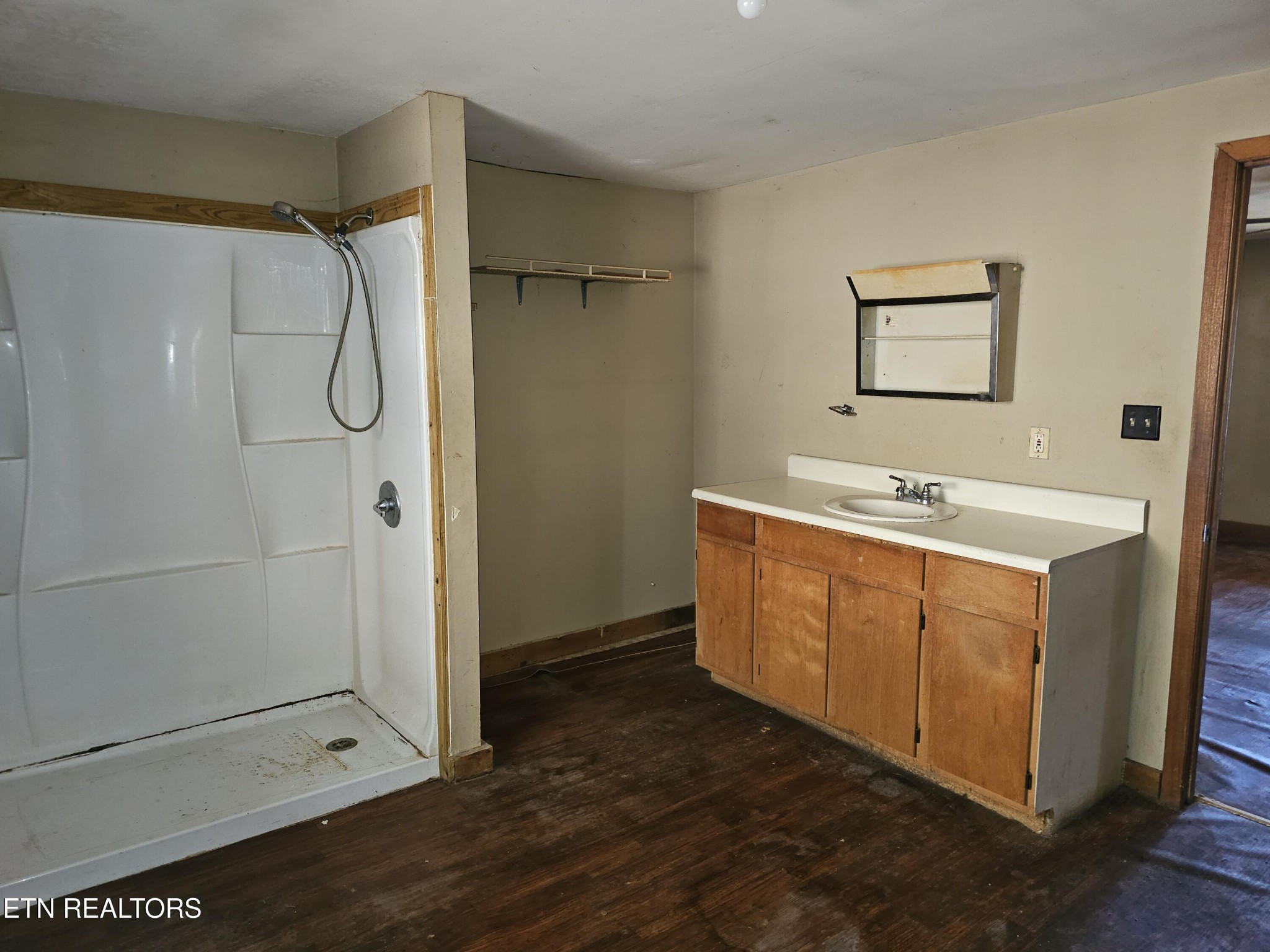 449 Smokey Branch Road Vonore, TN 37885 - Photo 17 of 24 Gallery Image 17