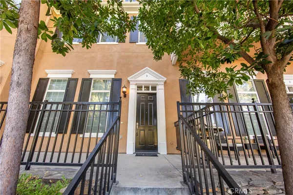 $3,595 | 27007 Edgewater Lnr, Valencia, CA 91355