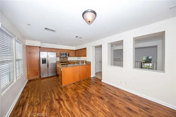 $3,595 | 27007 Edgewater Lnr, Valencia, CA 91355
