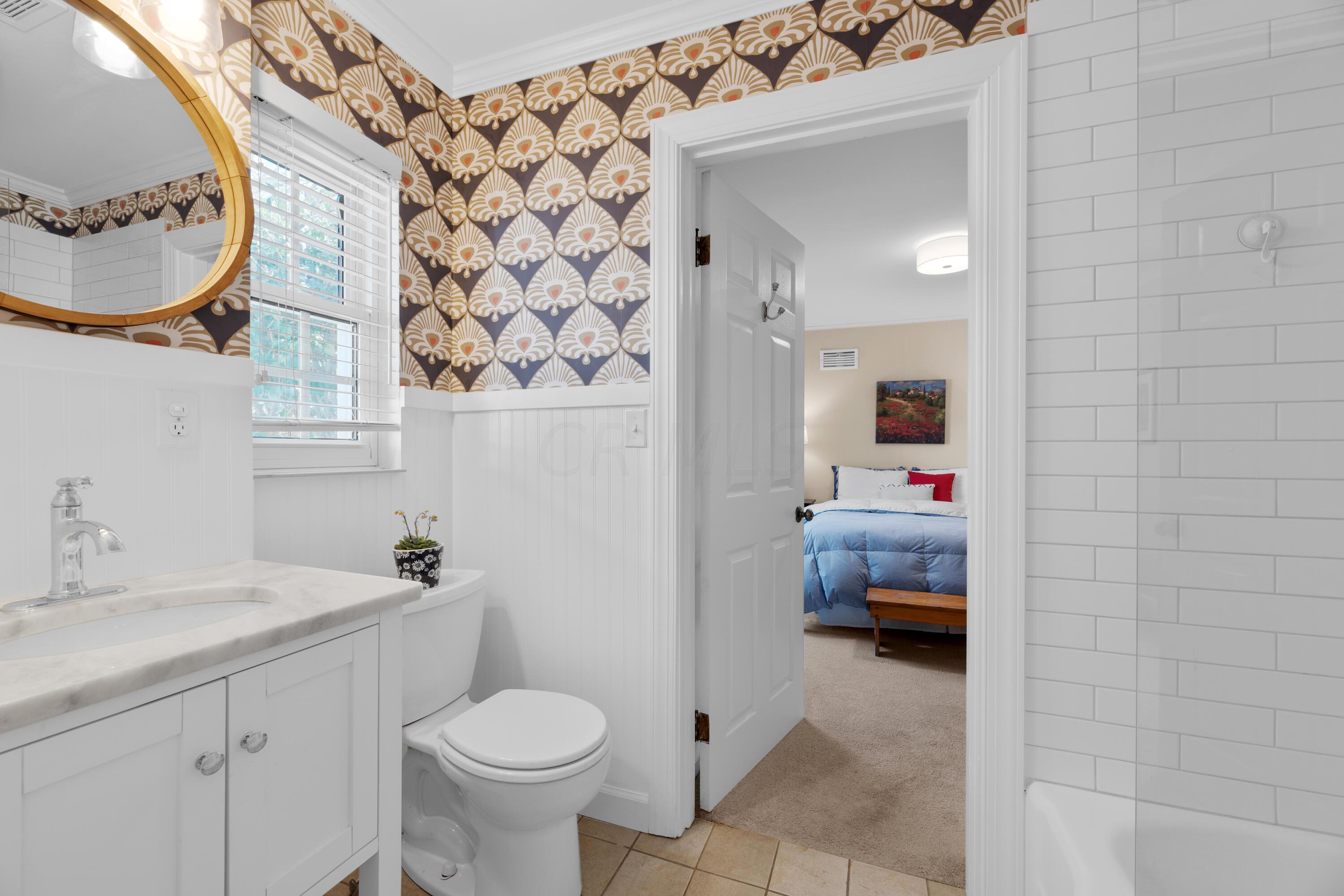 4248 Dublin Road Columbus, OH 43221 - Photo 29 of 54 30