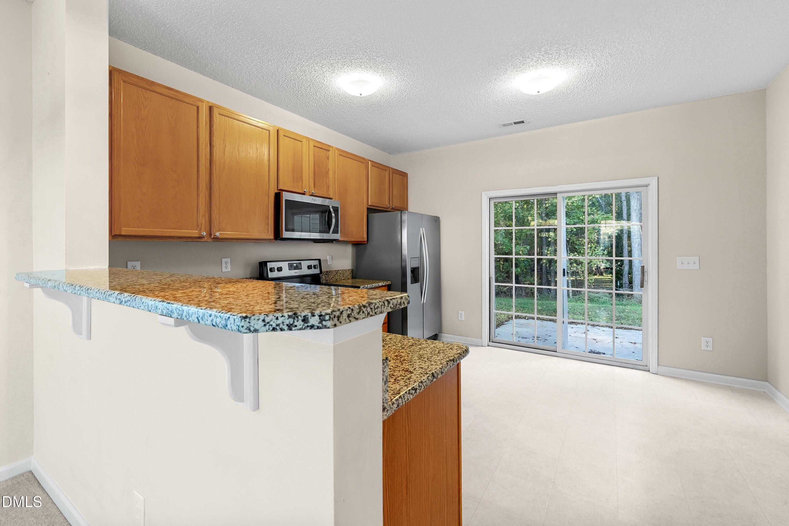 10821 Farmville Road Raleigh, NC 27614 - Photo 4 of 37 07-10821 Farmville _4702