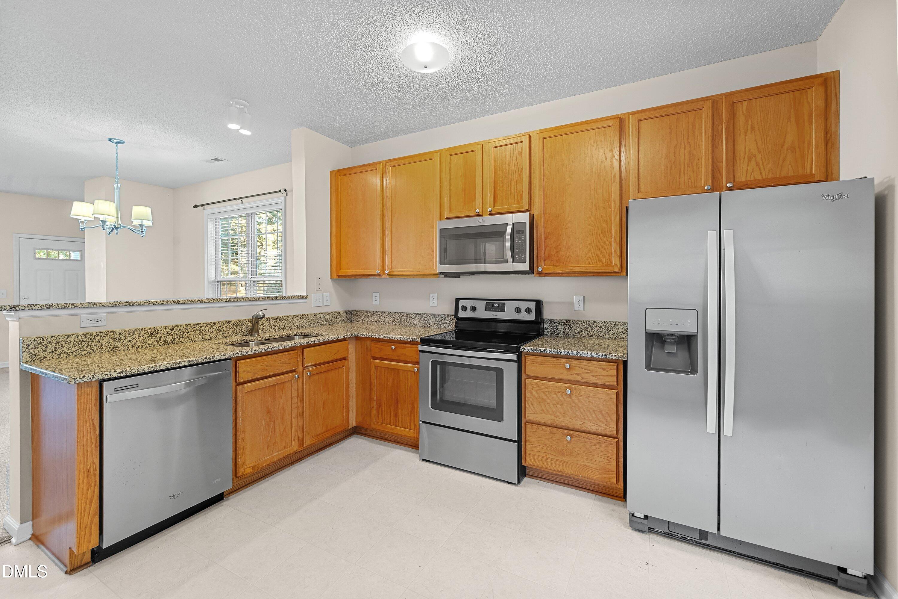 10821 Farmville Road Raleigh, NC 27614 - Photo 5 of 37 08-10821 Farmville _4728