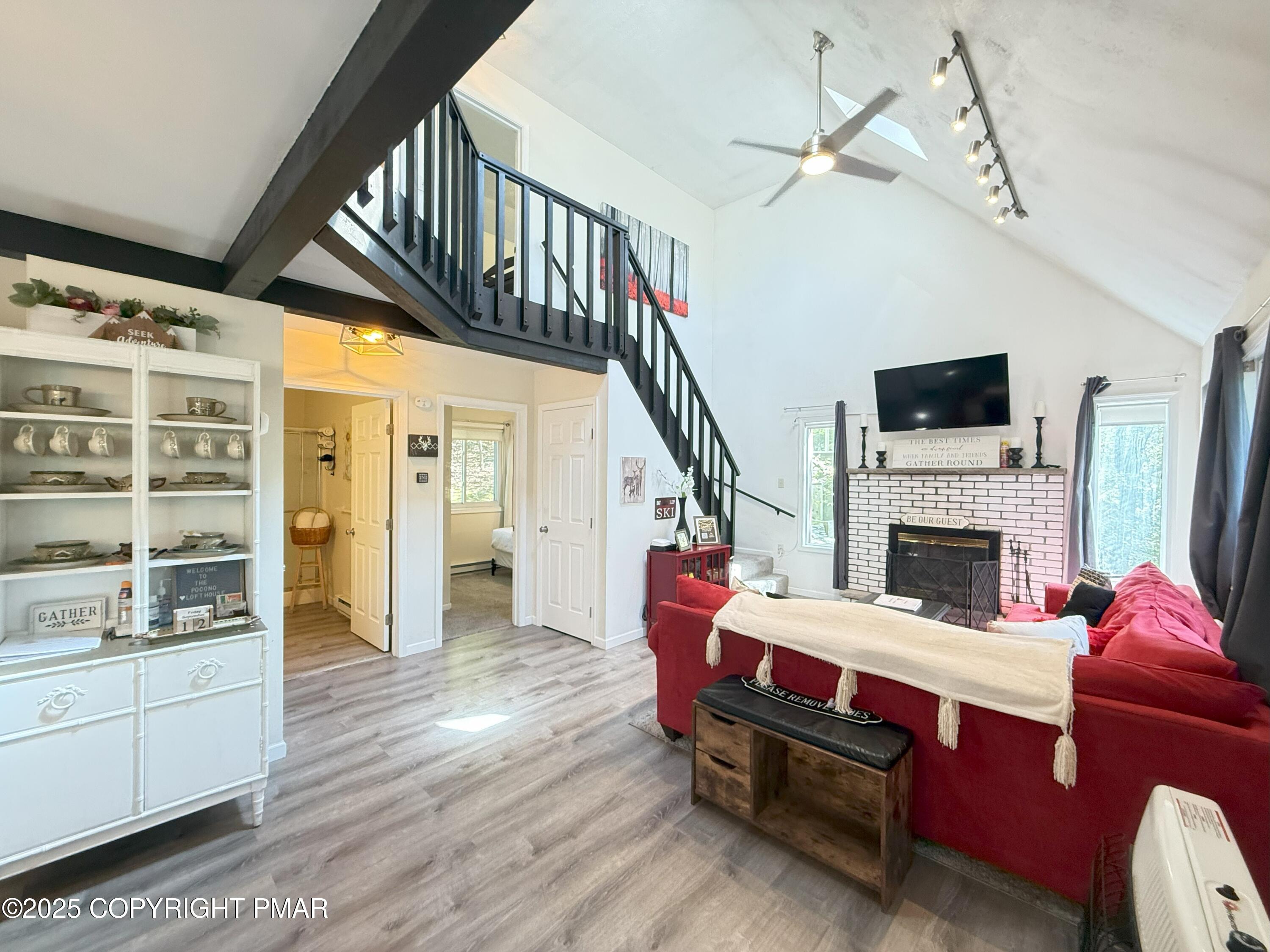 1026 Hampstead Road Bushkill, PA 18324 - Photo 13 of 61 10