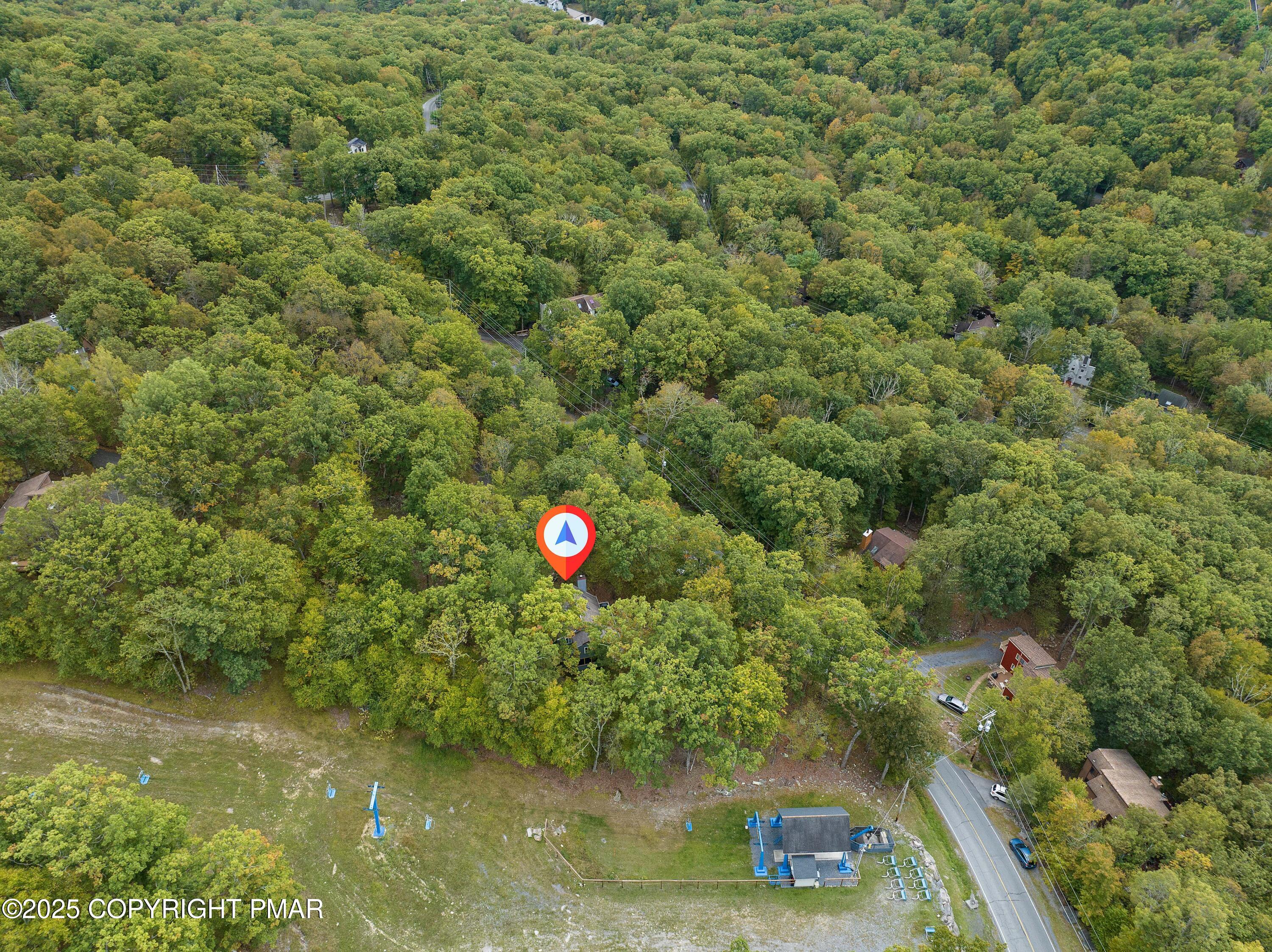 1026 Hampstead Road Bushkill, PA 18324 - Photo 8 of 61 5