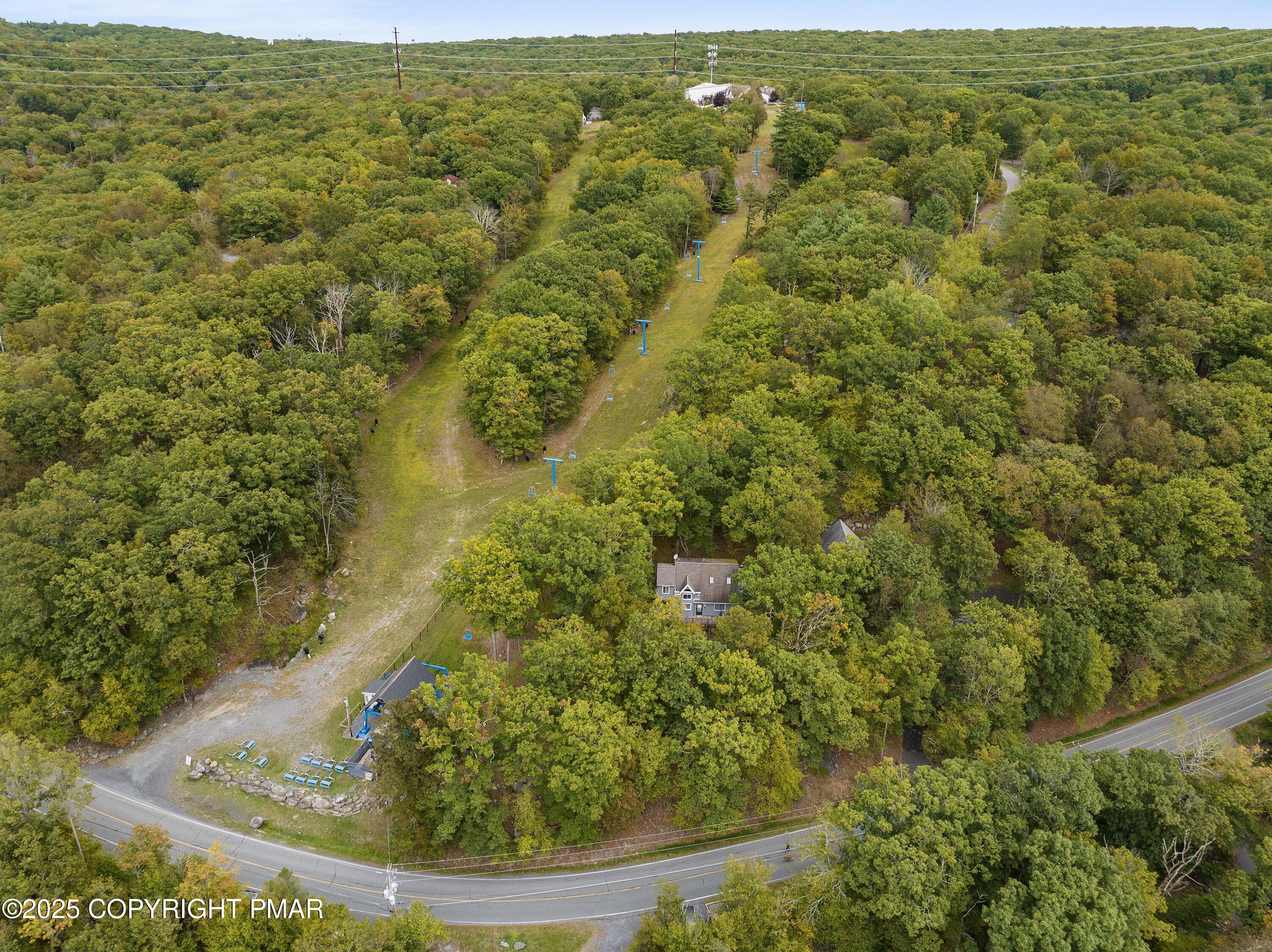 1026 Hampstead Road Bushkill, PA 18324 - Photo 9 of 61 6