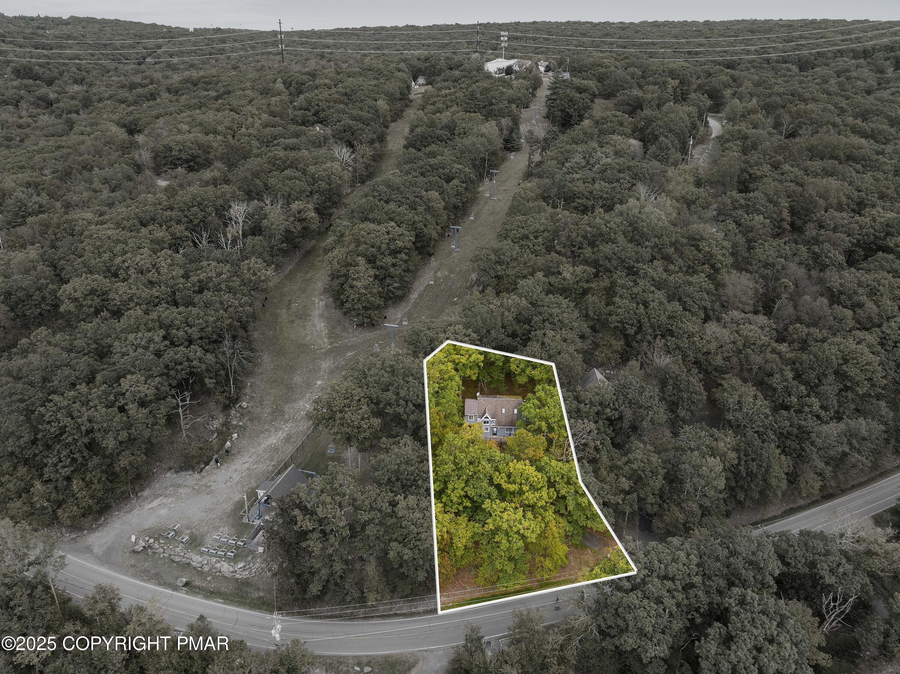 1026 Hampstead Road Bushkill, PA 18324 - Photo 10 of 61 7