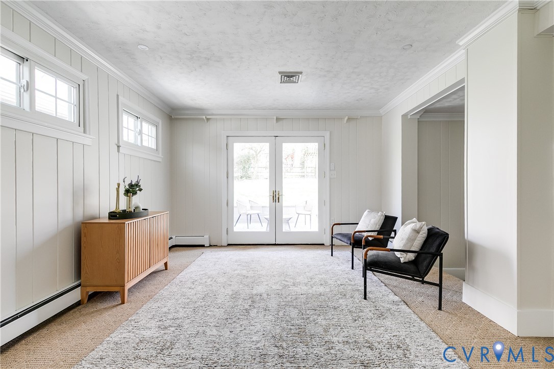 609 Baldwin Road Henrico, VA 23229 - Photo 25 of 50 a living room with furniture and a window