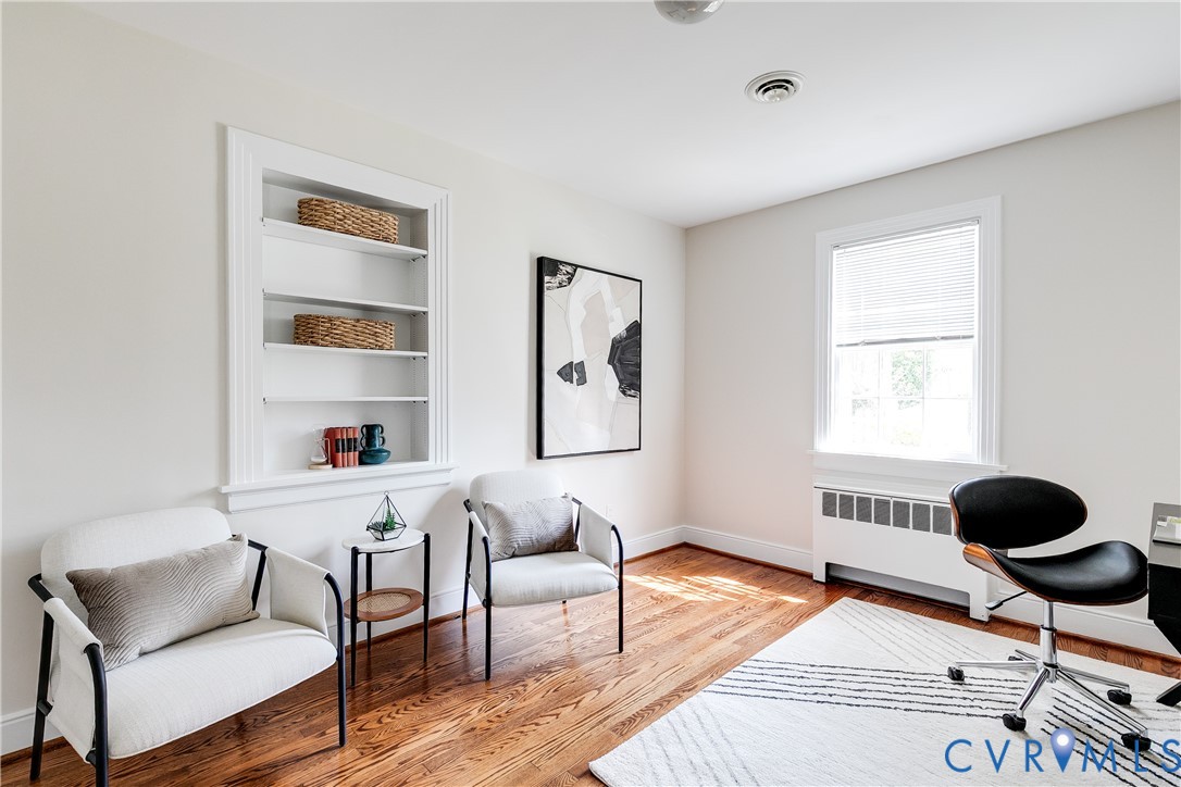 609 Baldwin Road Henrico, VA 23229 - Photo 34 of 50 a living room with furniture and a window