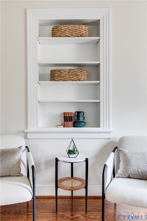609 Baldwin Road Henrico, VA 23229 - Photo 35 of 50 a living room with furniture and a lamp