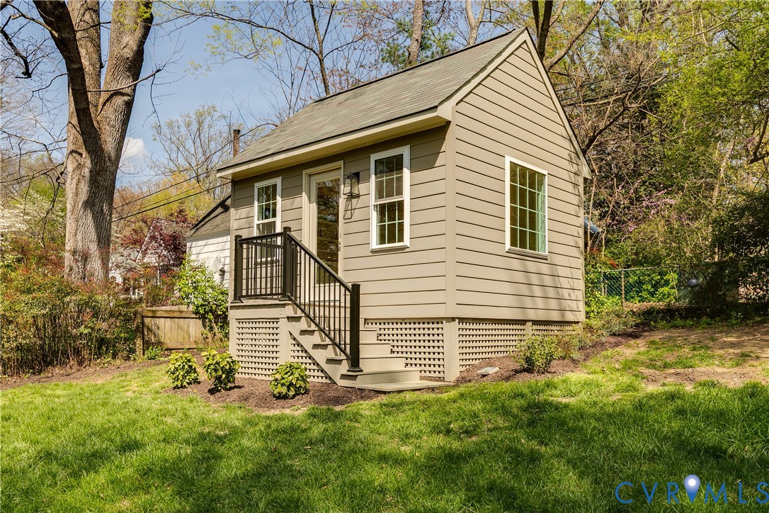 609 Baldwin Road Henrico, VA 23229 - Photo 43 of 50 a view of a house with a yard
