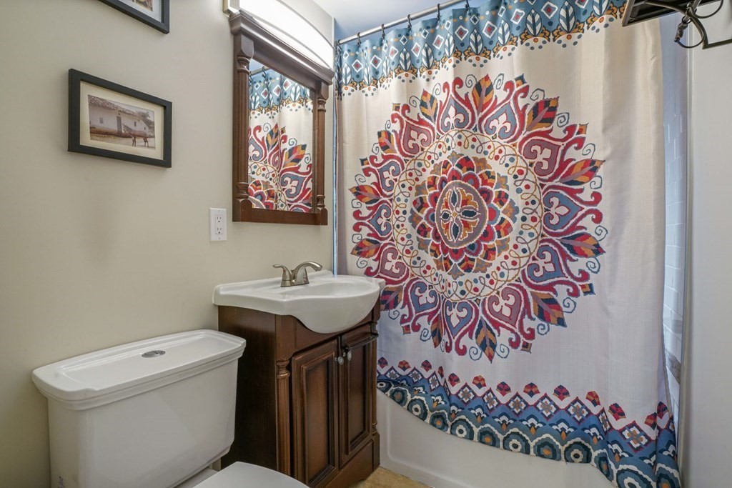 10 Ellery Road Waltham, MA 02453 - Photo 11 of 24 Gallery Image 11