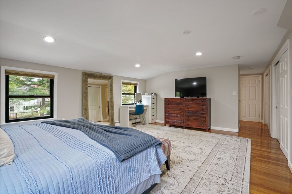 10 Ellery Road Waltham, MA 02453 - Photo 17 of 24 Gallery Image 17